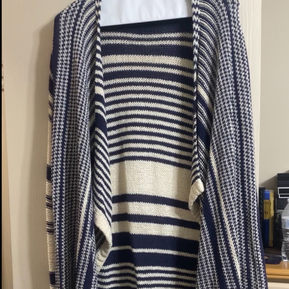 Lucky brand cardigan size medium